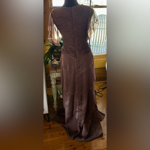 Adrianna Papell Tier Chiffon Petal Ruffle Ruched Rhinestone Evening Gown Sz 4 - Picture 3 of 12